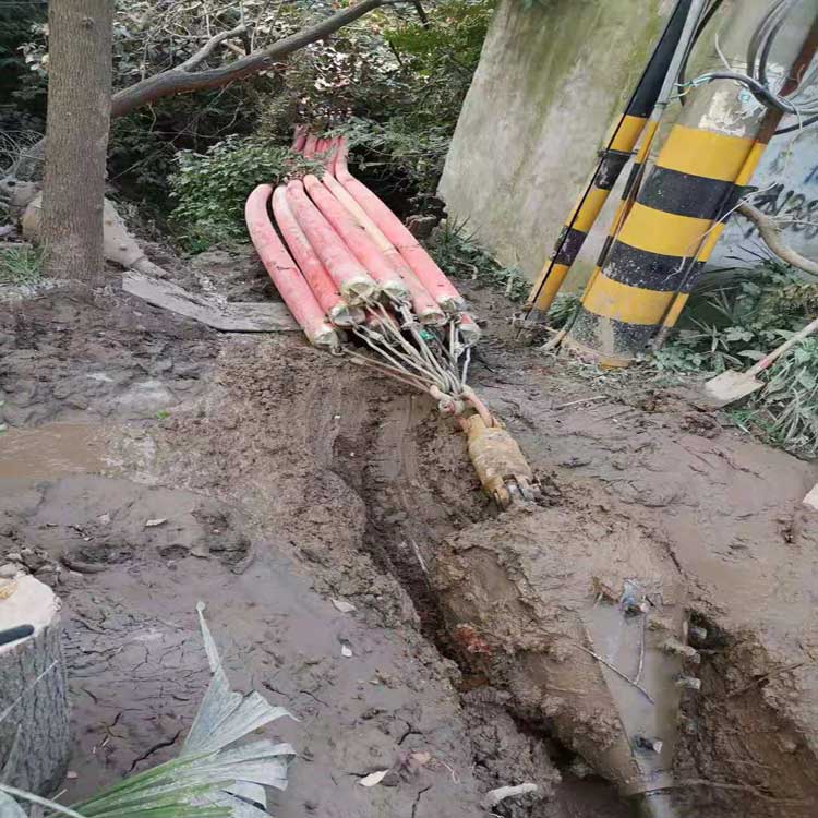 阜新矿井拖拉管